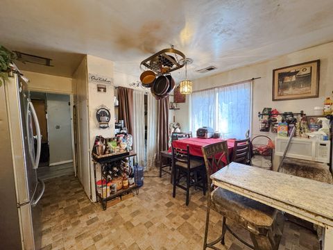 Tiny photo for 4331 Stebbins Avenue, Klamath Falls, OR 97601 (MLS # 220219235)