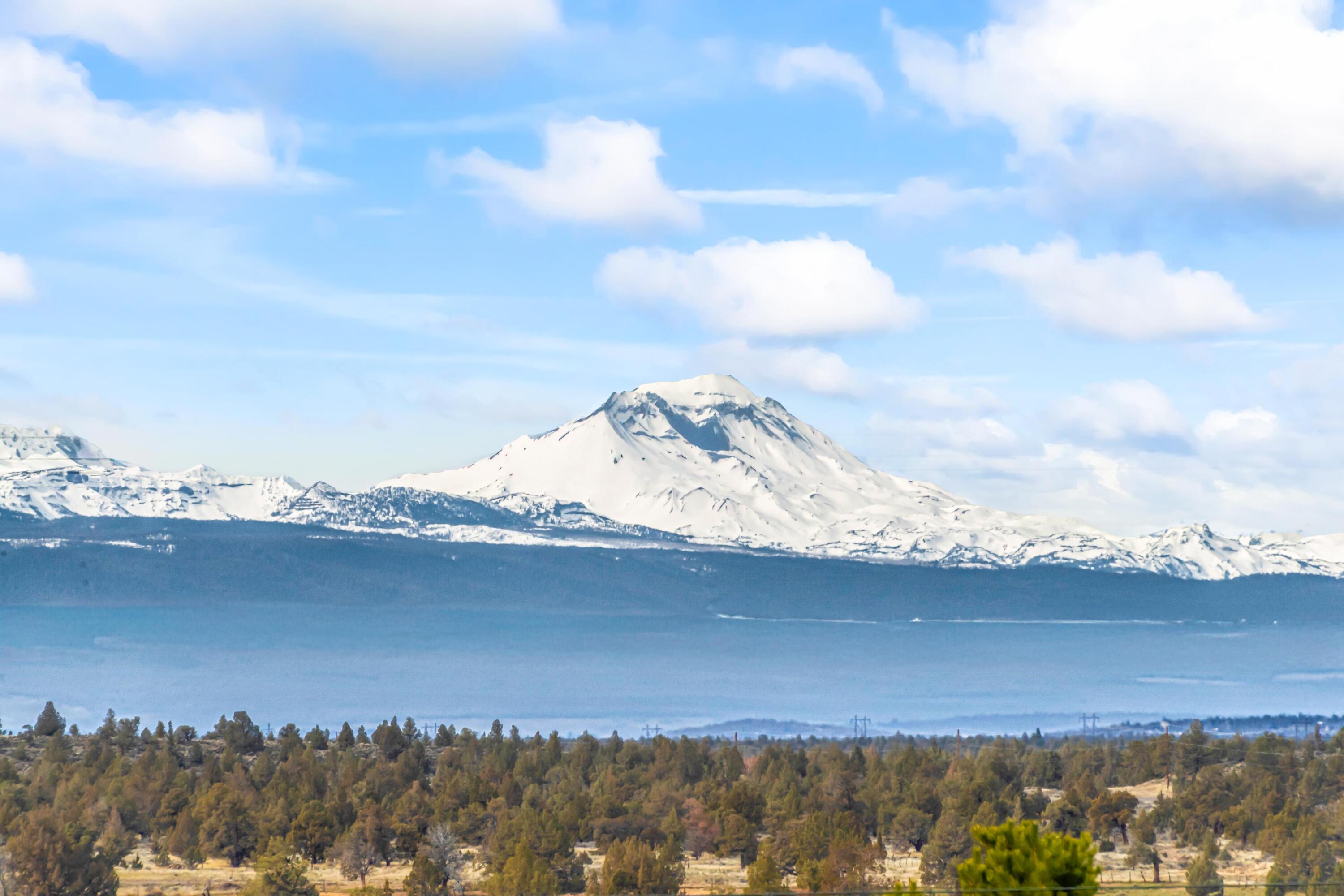 17435 SW Hahlen Avenue