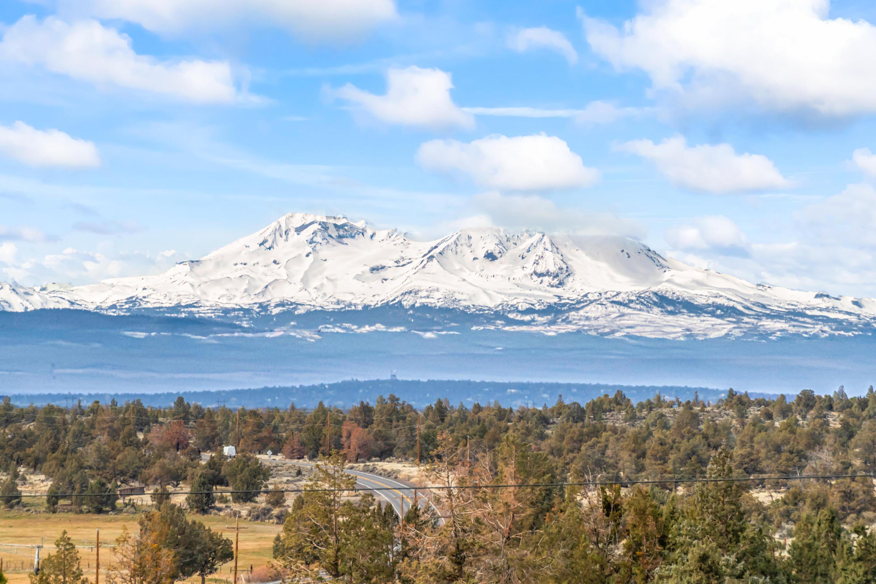 17435 SW Hahlen Avenue