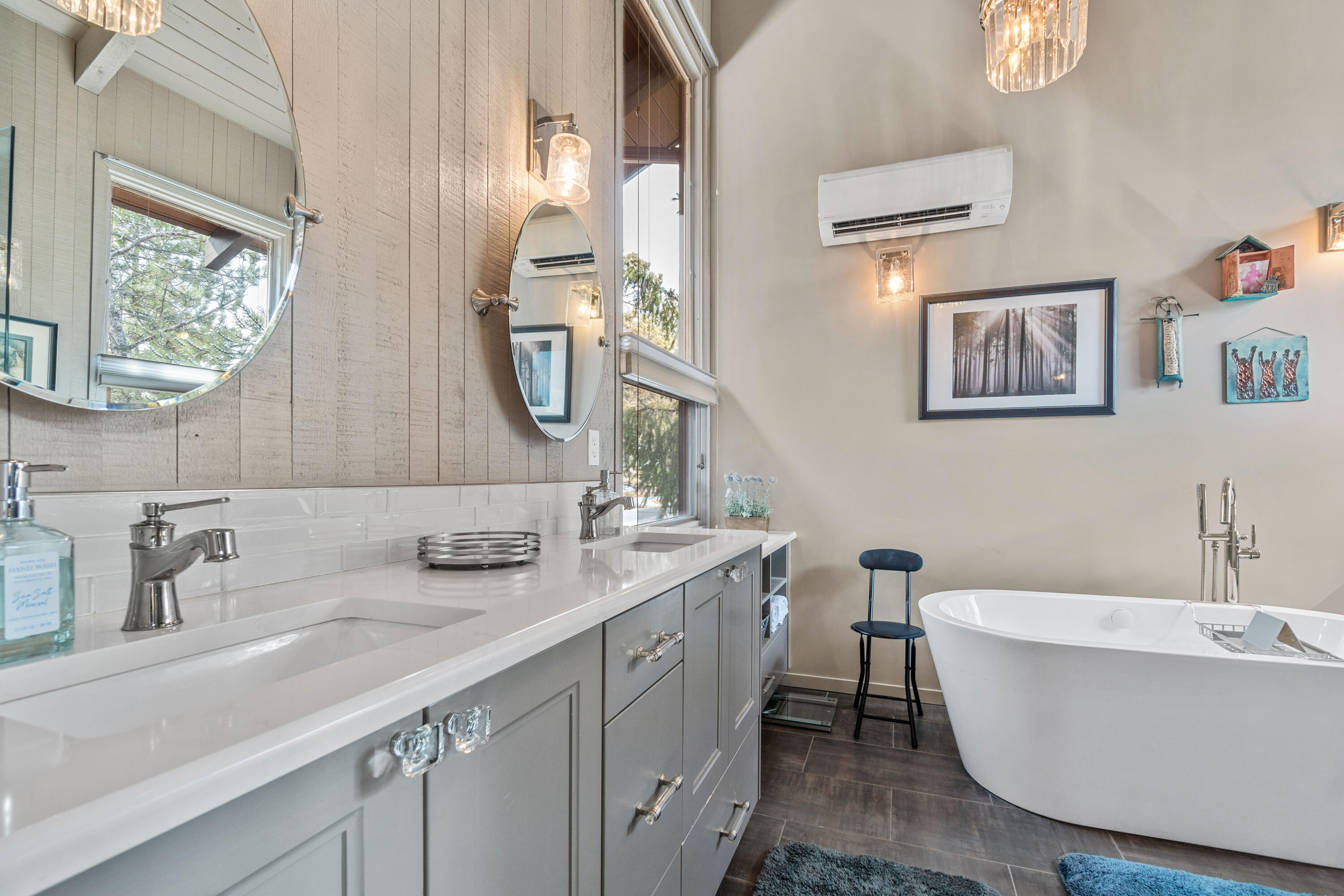 West Hills - Residential