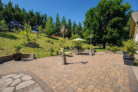 Tiny photo for 651 Holton Road, Talent, OR 97540 (MLS # 220224794)
