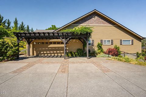 Tiny photo for 651 Holton Road, Talent, OR 97540 (MLS # 220224794)