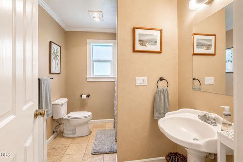 Tiny photo for 651 Holton Road, Talent, OR 97540 (MLS # 220224794)