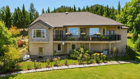 Tiny photo for 651 Holton Road, Talent, OR 97540 (MLS # 220224794)