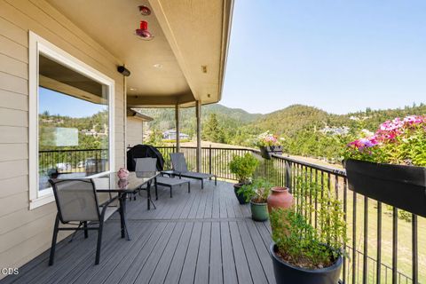 Tiny photo for 651 Holton Road, Talent, OR 97540 (MLS # 220224794)
