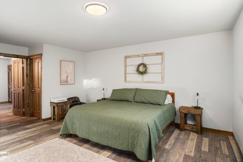 Tiny photo for 53088 Loop Drive, La Pine, OR 97739 (MLS # 220229661)