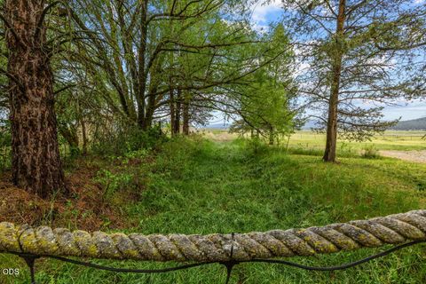 Tiny photo for 33228 Malheur Street, Sprague River, OR 97639 (MLS # 220222973)