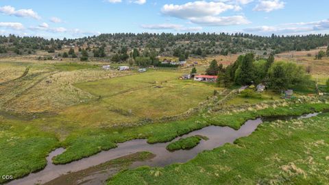 Tiny photo for 33228 Malheur Street, Sprague River, OR 97639 (MLS # 220222973)