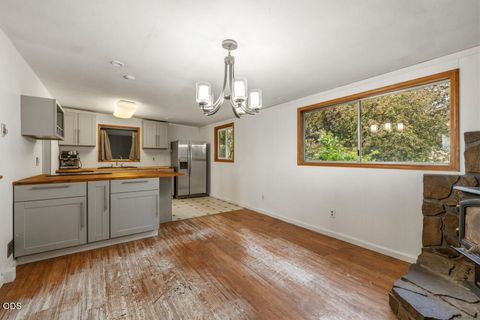 Tiny photo for 33228 Malheur Street, Sprague River, OR 97639 (MLS # 220222973)