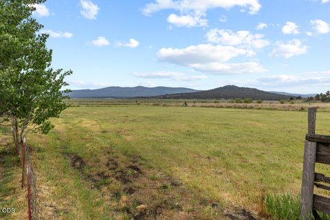 Tiny photo for 33228 Malheur Street, Sprague River, OR 97639 (MLS # 220222973)