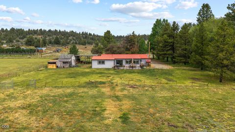 Tiny photo for 33228 Malheur Street, Sprague River, OR 97639 (MLS # 220222973)