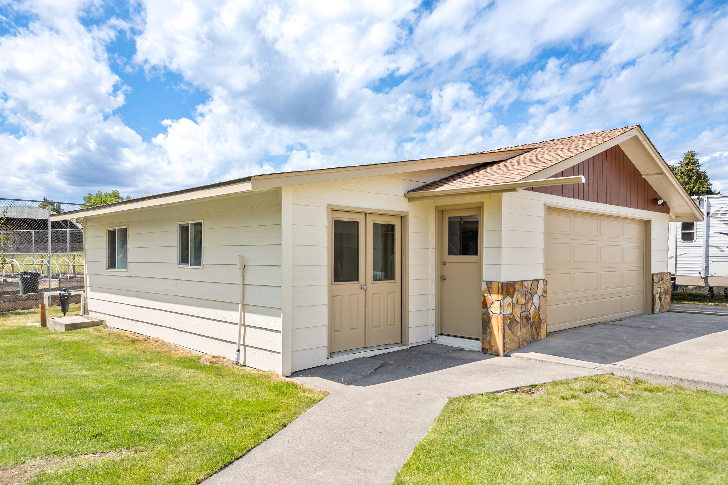 Dobbin Acres - Residential