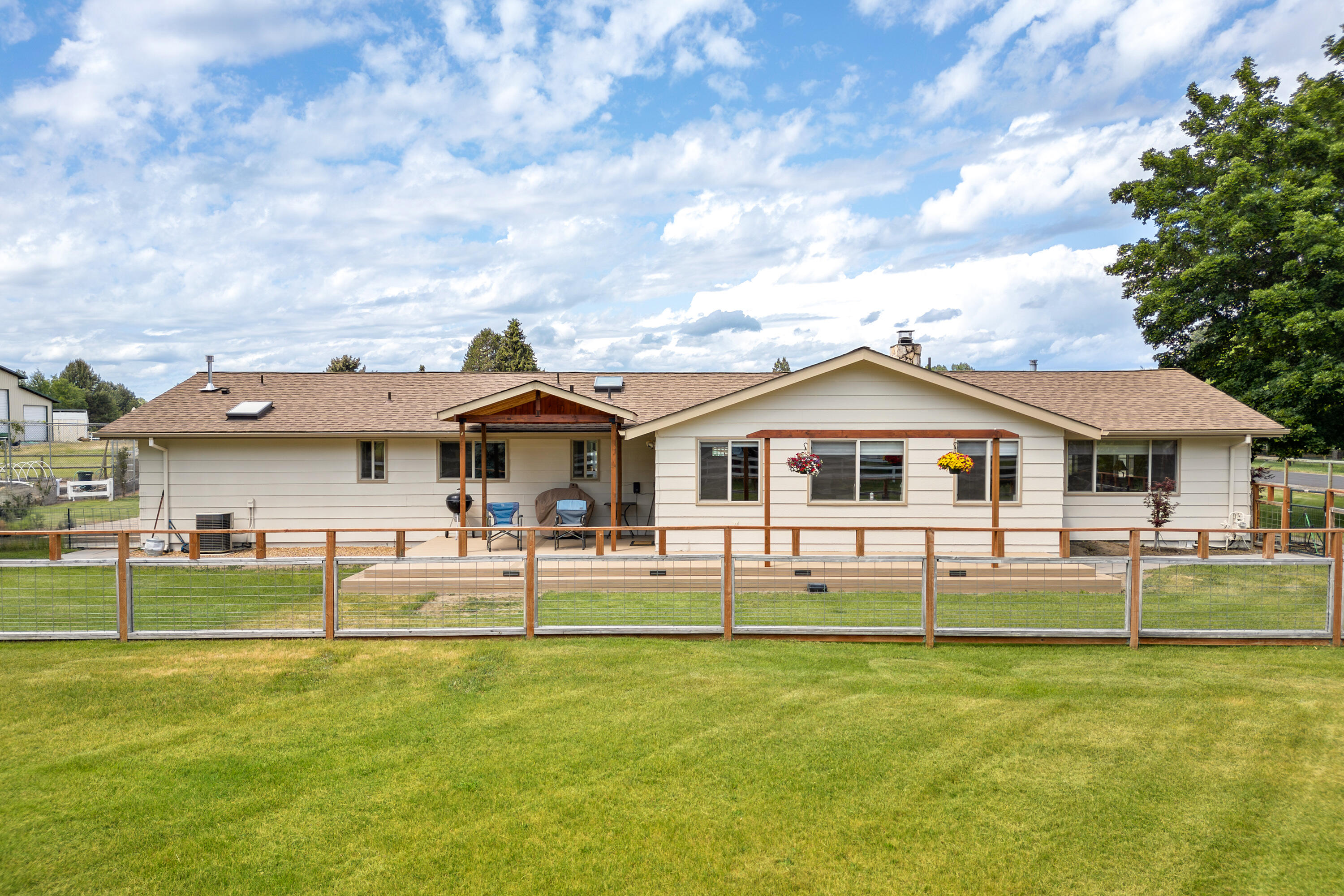 Dobbin Acres - Residential