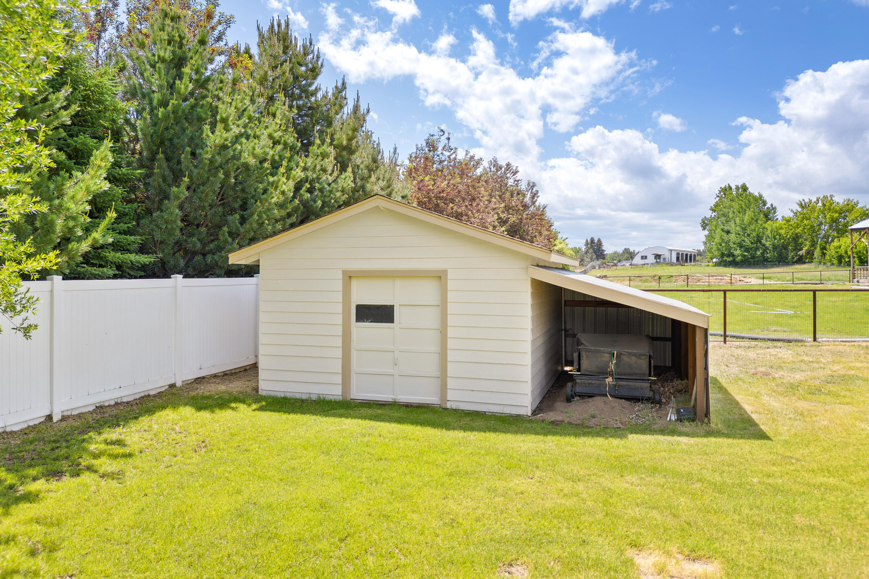 Dobbin Acres - Residential