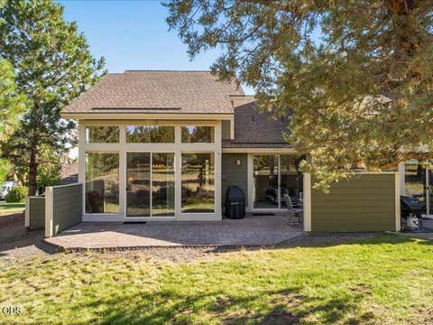 Tiny photo for 1395 Highland View Loop, Redmond, OR 97756 (MLS # 220224497)