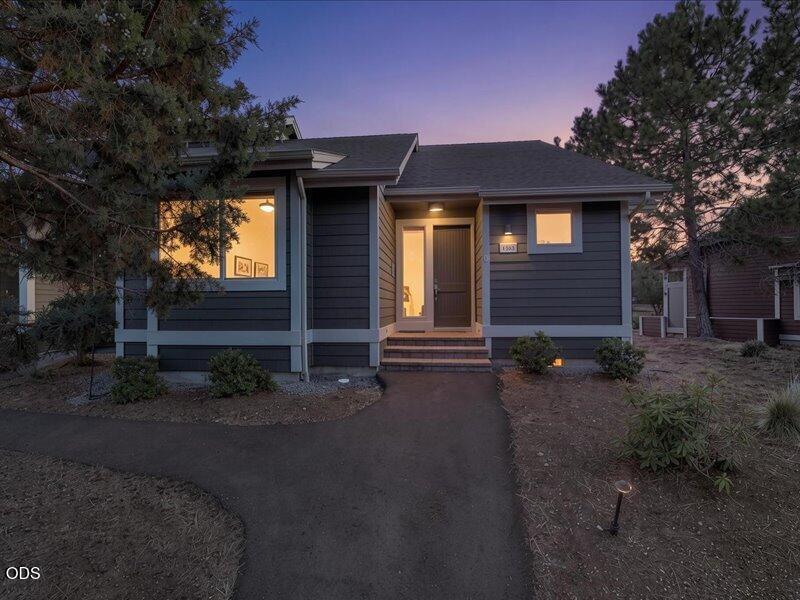 1395 Highland View Loop
