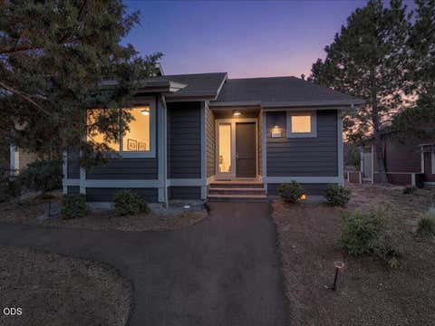 Tiny photo for 1395 Highland View Loop, Redmond, OR 97756 (MLS # 220224497)