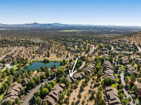 Tiny photo for 1395 Highland View Loop, Redmond, OR 97756 (MLS # 220224497)