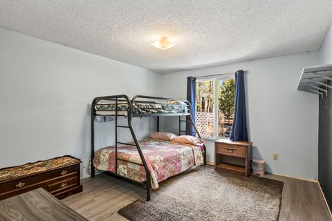 Tiny photo for 16532 Fawn Court, La Pine, OR 97739 (MLS # 220215767)