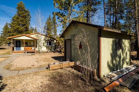 Photo of 16532 Fawn Court, La Pine, OR 97739 (MLS # 220215767)