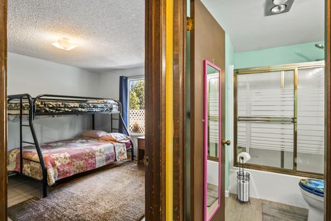 Tiny photo for 16532 Fawn Court, La Pine, OR 97739 (MLS # 220215767)