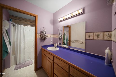 Tiny photo for 16305 N East Ochoco Highway, Prineville, OR 97754 (MLS # 220223790)