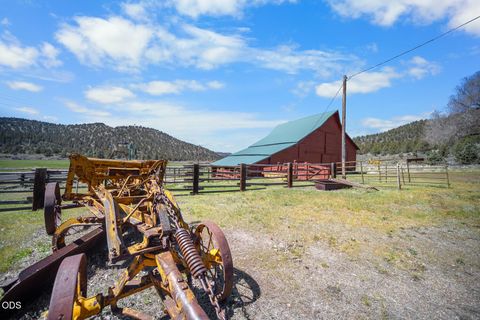 Tiny photo for 16305 N East Ochoco Highway, Prineville, OR 97754 (MLS # 220223790)
