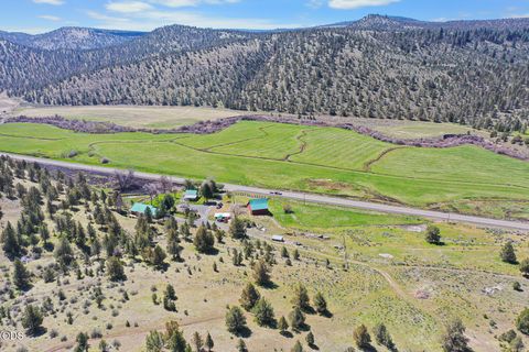 Tiny photo for 16305 N East Ochoco Highway, Prineville, OR 97754 (MLS # 220223790)