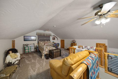Tiny photo for 16305 N East Ochoco Highway, Prineville, OR 97754 (MLS # 220223790)