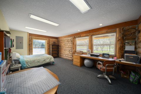Tiny photo for 16305 N East Ochoco Highway, Prineville, OR 97754 (MLS # 220223790)