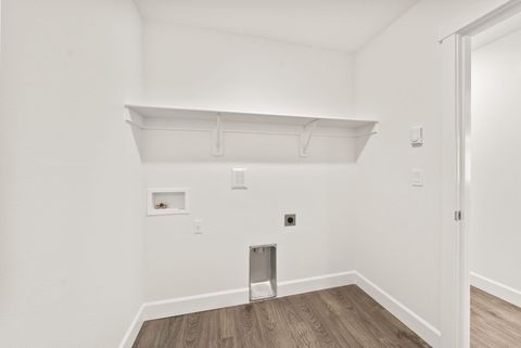 Tiny photo for 4083 SW Obsidian Place #151, Redmond, OR 97756 (MLS # 220213684)