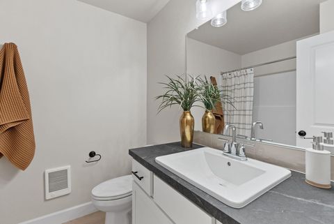 Tiny photo for 4083 SW Obsidian Place #151, Redmond, OR 97756 (MLS # 220213684)