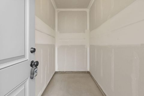 Tiny photo for 4083 SW Obsidian Place #151, Redmond, OR 97756 (MLS # 220213684)