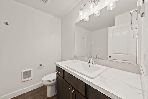 Tiny photo for 4083 SW Obsidian Place #151, Redmond, OR 97756 (MLS # 220213684)