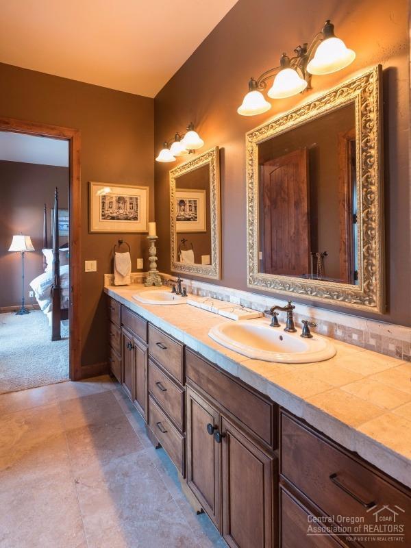 Awbrey Butte - Residential