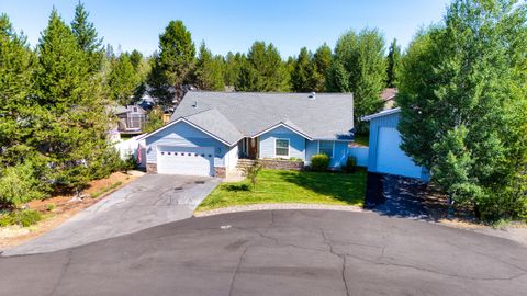 Tiny photo for 16676 McClintock Place, La Pine, OR 97739 (MLS # 220206524)