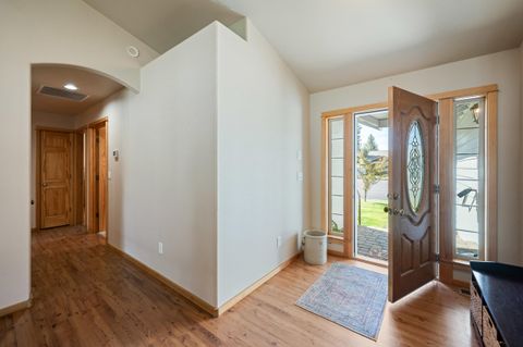 Tiny photo for 16676 McClintock Place, La Pine, OR 97739 (MLS # 220206524)