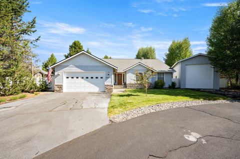 Tiny photo for 16676 McClintock Place, La Pine, OR 97739 (MLS # 220206524)