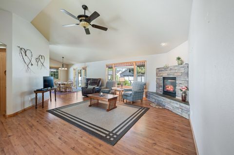 Tiny photo for 16676 McClintock Place, La Pine, OR 97739 (MLS # 220206524)