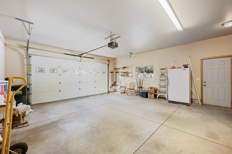 Tiny photo for 16676 McClintock Place, La Pine, OR 97739 (MLS # 220206524)