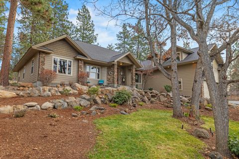 Tiny photo for 11209 Merganser Road, Klamath Falls, OR 97601 (MLS # 220213429)