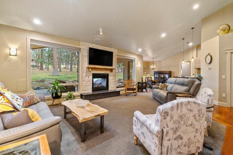 Tiny photo for 11209 Merganser Road, Klamath Falls, OR 97601 (MLS # 220213429)