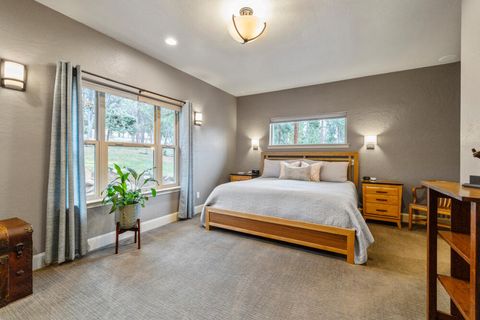 Tiny photo for 11209 Merganser Road, Klamath Falls, OR 97601 (MLS # 220213429)