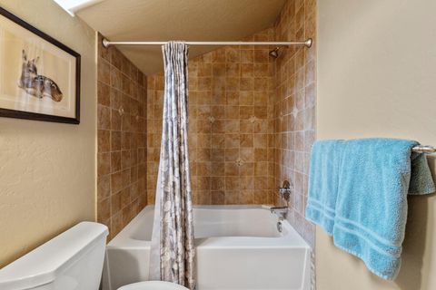 Tiny photo for 11209 Merganser Road, Klamath Falls, OR 97601 (MLS # 220213429)