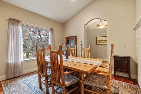 Tiny photo for 11209 Merganser Road, Klamath Falls, OR 97601 (MLS # 220213429)