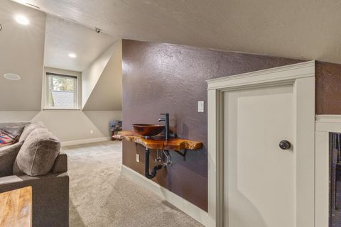Tiny photo for 11209 Merganser Road, Klamath Falls, OR 97601 (MLS # 220213429)
