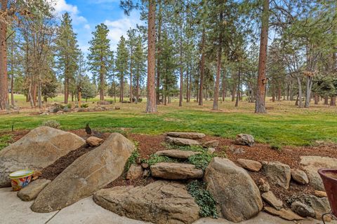 Tiny photo for 11209 Merganser Road, Klamath Falls, OR 97601 (MLS # 220213429)
