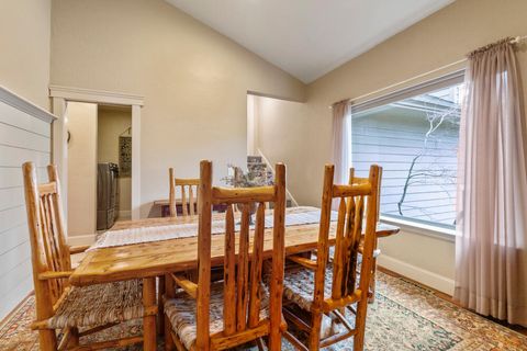Tiny photo for 11209 Merganser Road, Klamath Falls, OR 97601 (MLS # 220213429)