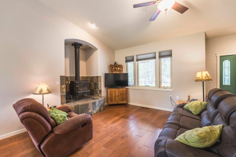 Tiny photo for 52790 Meadow Lane, La Pine, OR 97739 (MLS # 220222351)