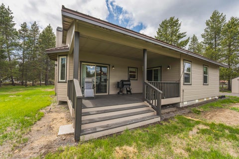 Tiny photo for 52790 Meadow Lane, La Pine, OR 97739 (MLS # 220222351)